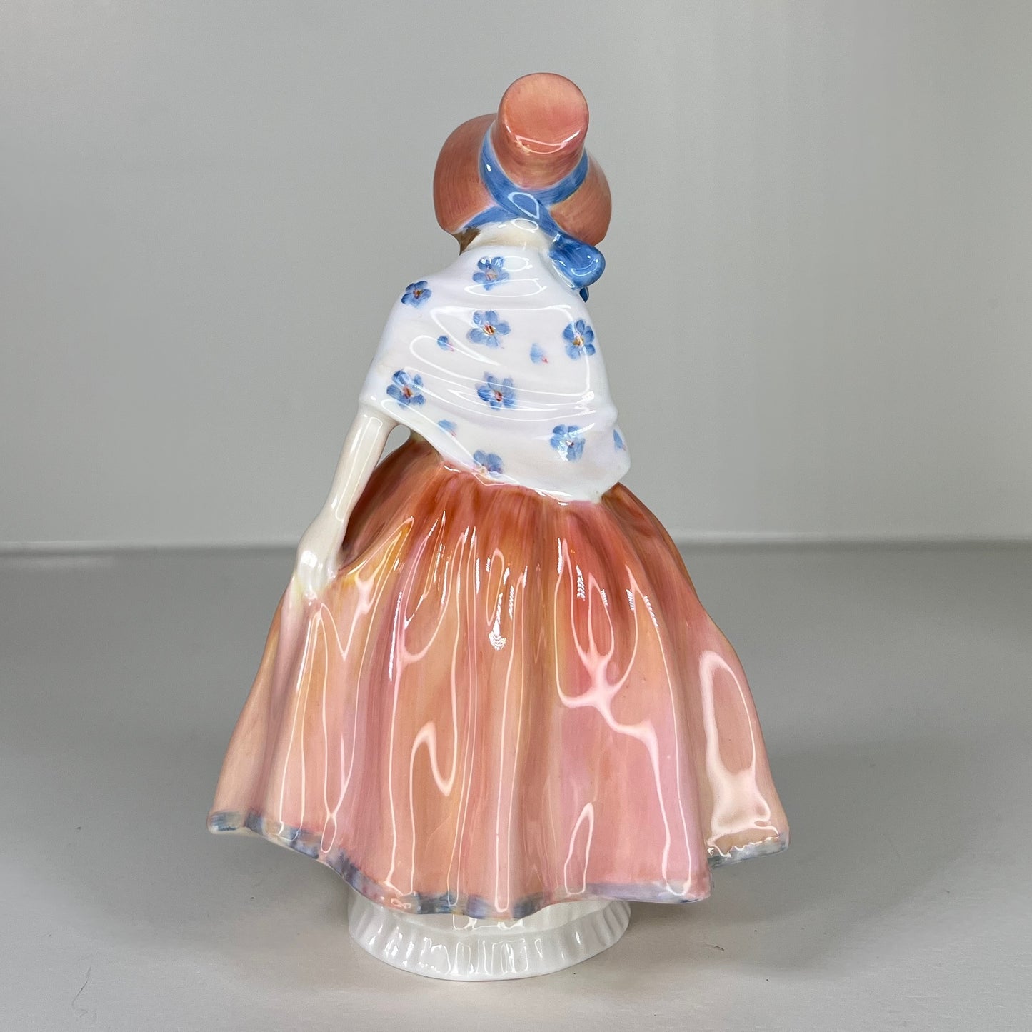 Royal Doulton "Lily" HN 1798 – Vintage Hand-Painted Figurine