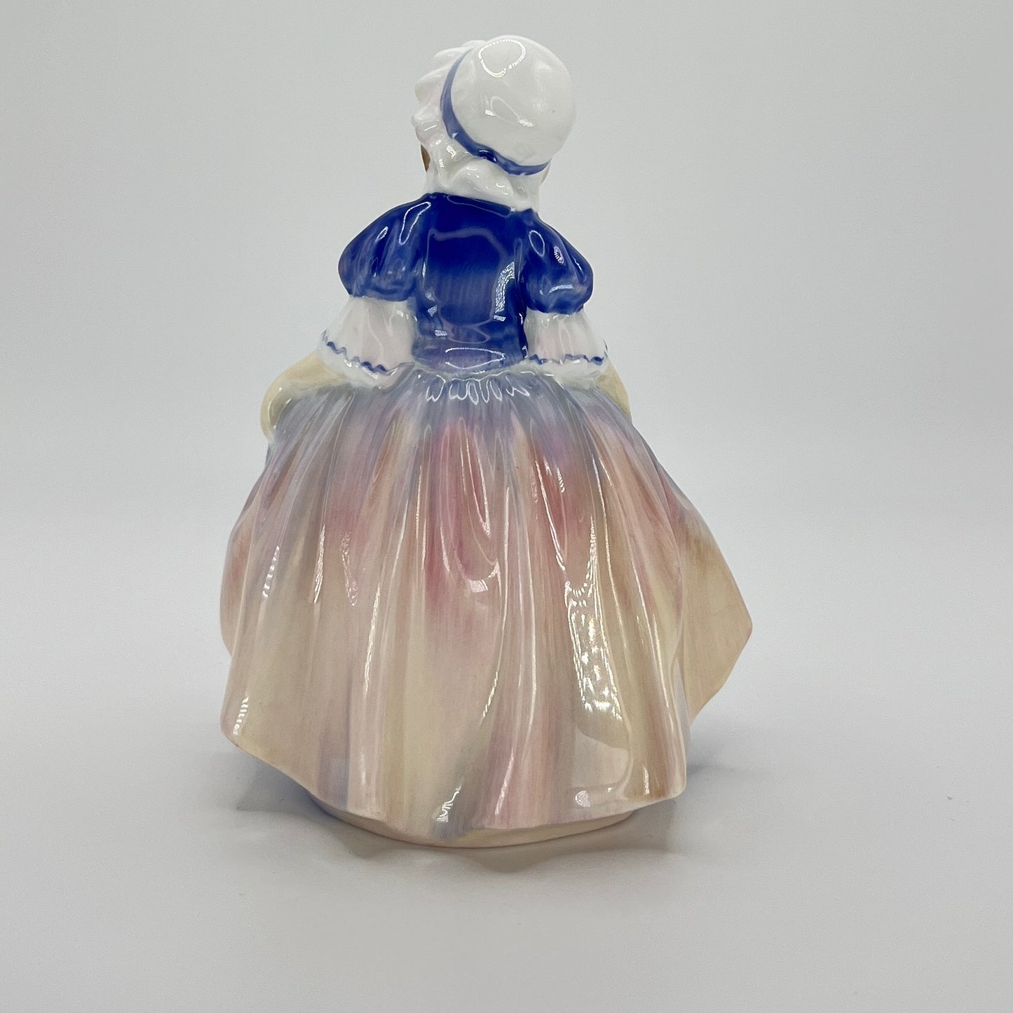 Royal Doulton "Dinky Do" HN 1678 – Vintage Hand-Painted Figurine