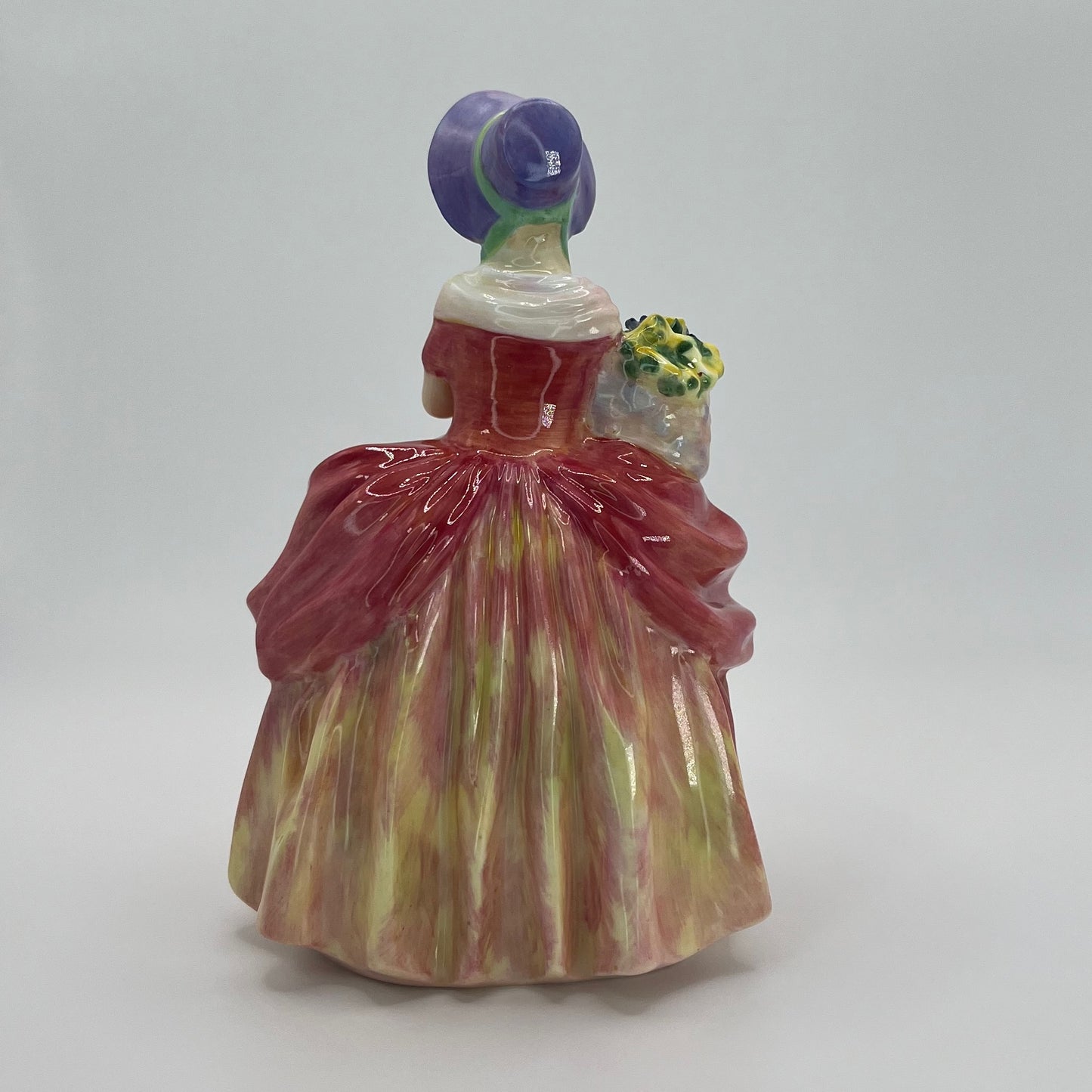 Royal Doulton "Cissie" HN 1809 – Vintage Hand-Painted Figurine