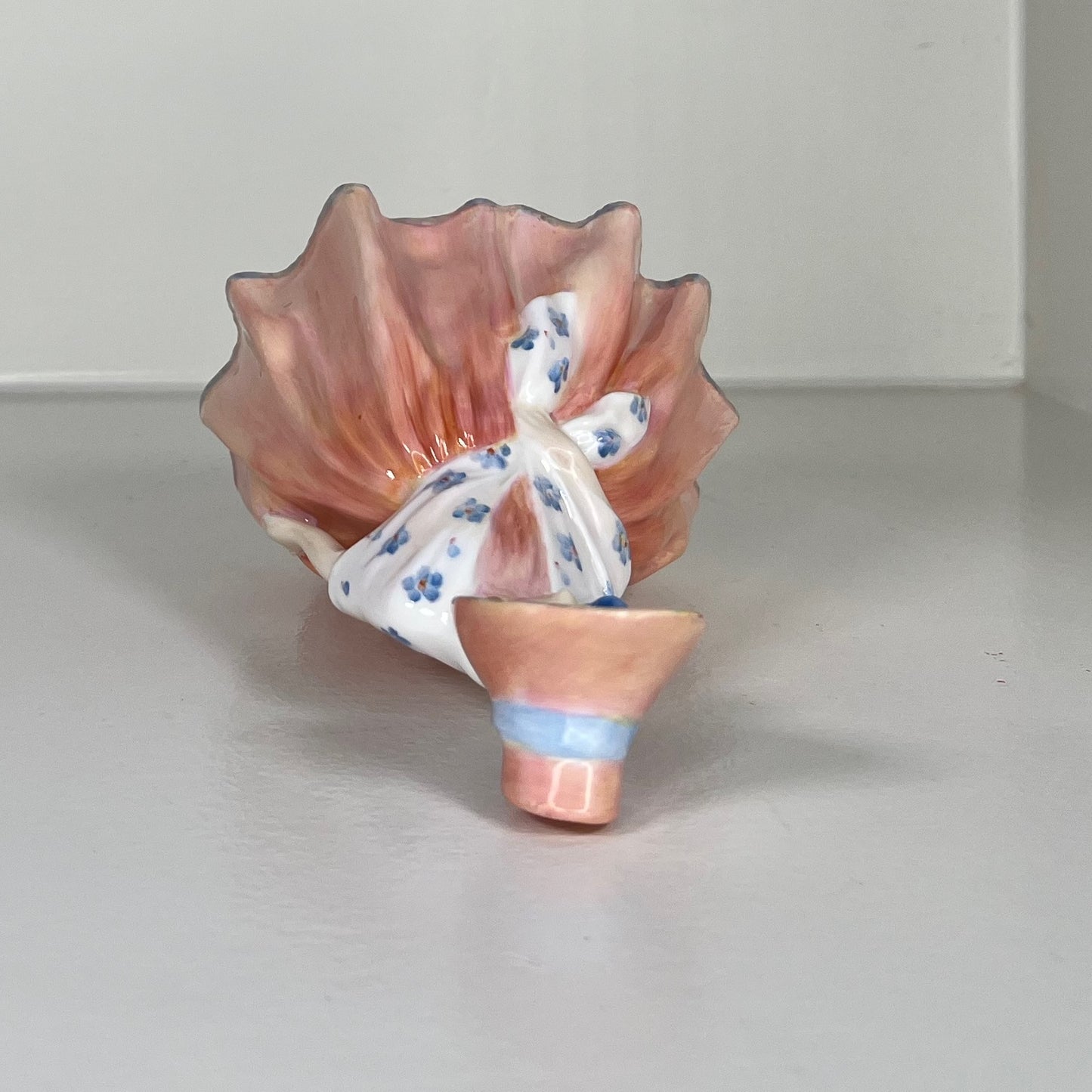 Royal Doulton "Lily" HN 1798 – Vintage Hand-Painted Figurine