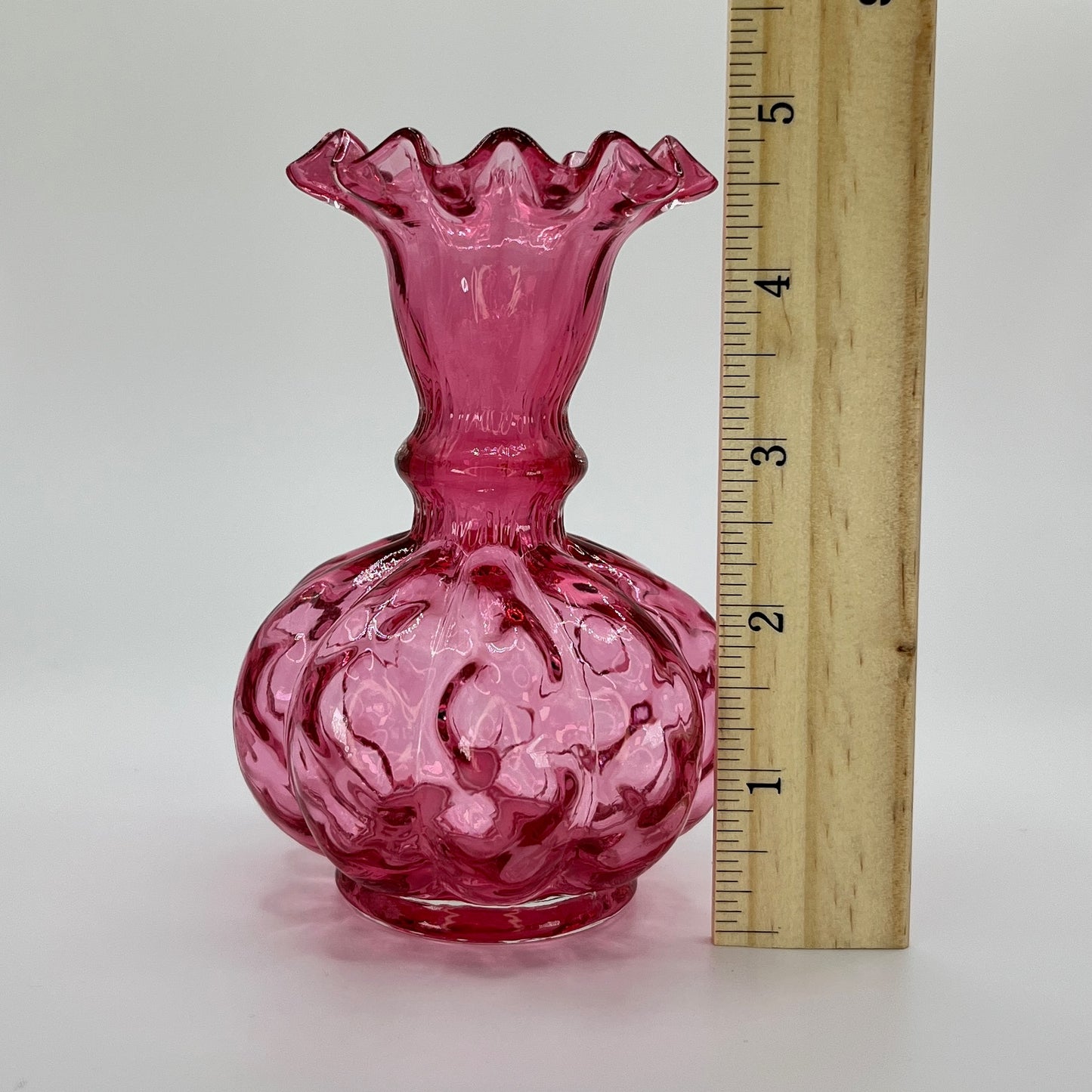 Fenton Cranberry Glass Swirl Vase – Vintage Art Glass Collectible 5"