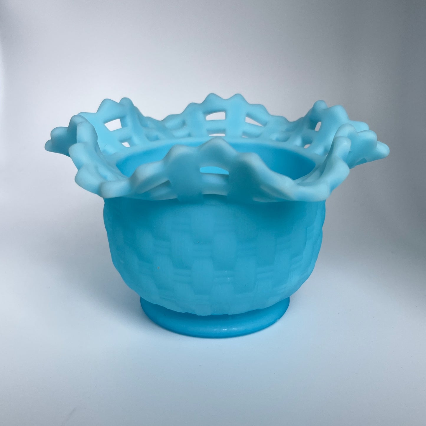 Vintage Fenton Blue Opalescent Lace Edge Bowl – Hobnail Pattern