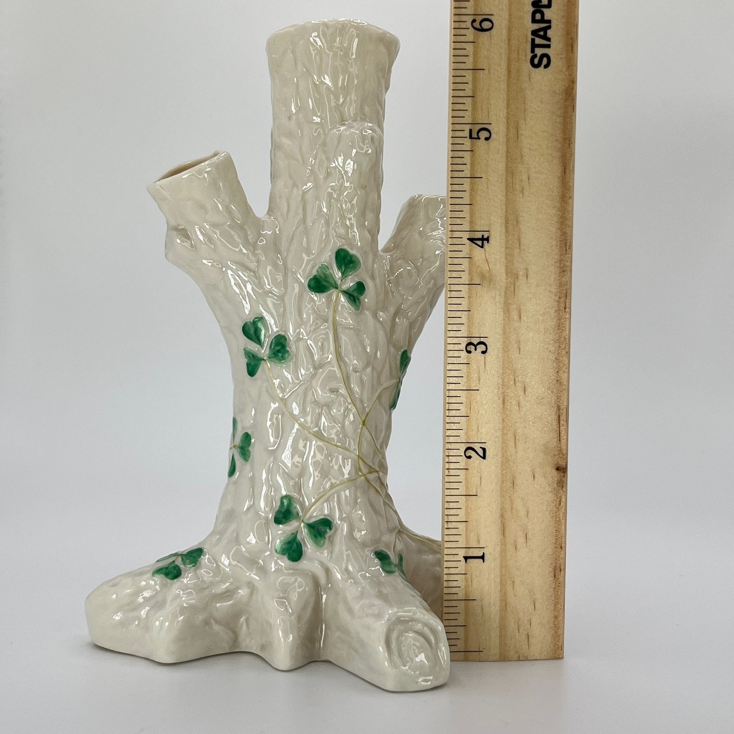 Belleek Tree Trunk Vase – Irish Parian Porcelain with Hand-Painted Shamrocks (6th Mark, 1965–1980)