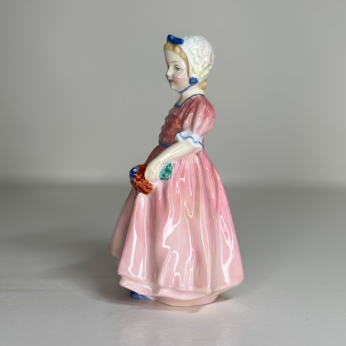 Royal Doulton "Tinkle Bell" HN 1677 – Vintage Hand-Painted Figurine