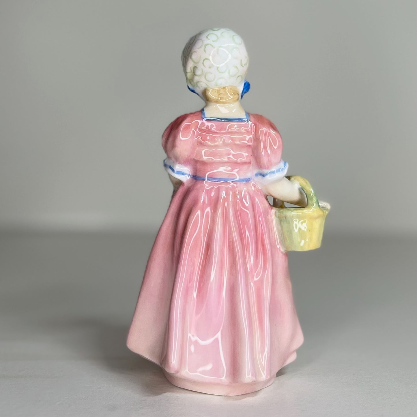 Royal Doulton "Tinkle Bell" HN 1677 – Vintage Hand-Painted Figurine