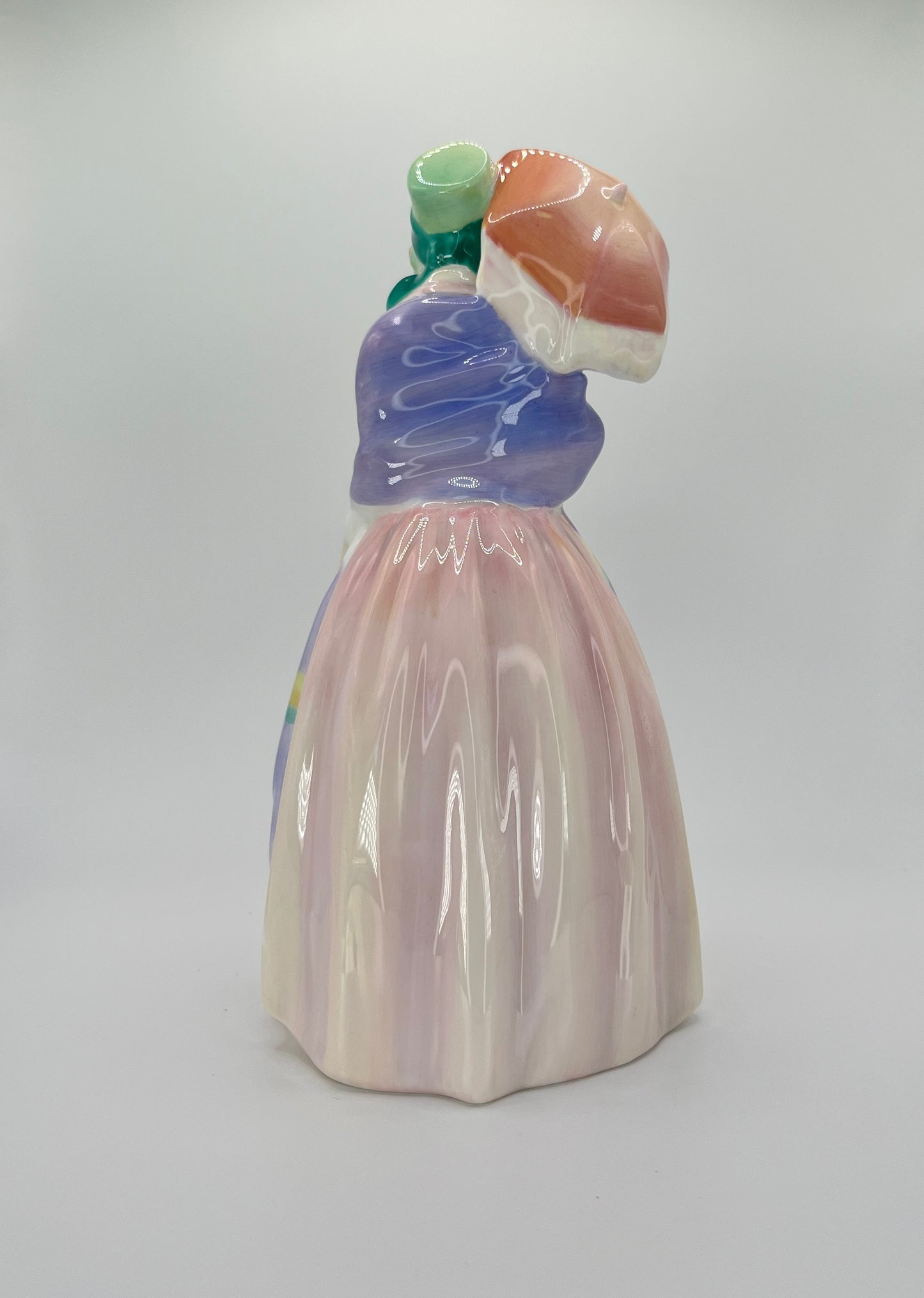 Royal Doulton Figurine "Miss Demure" HN 1402 – Hand-Painted Porcelain Collectible