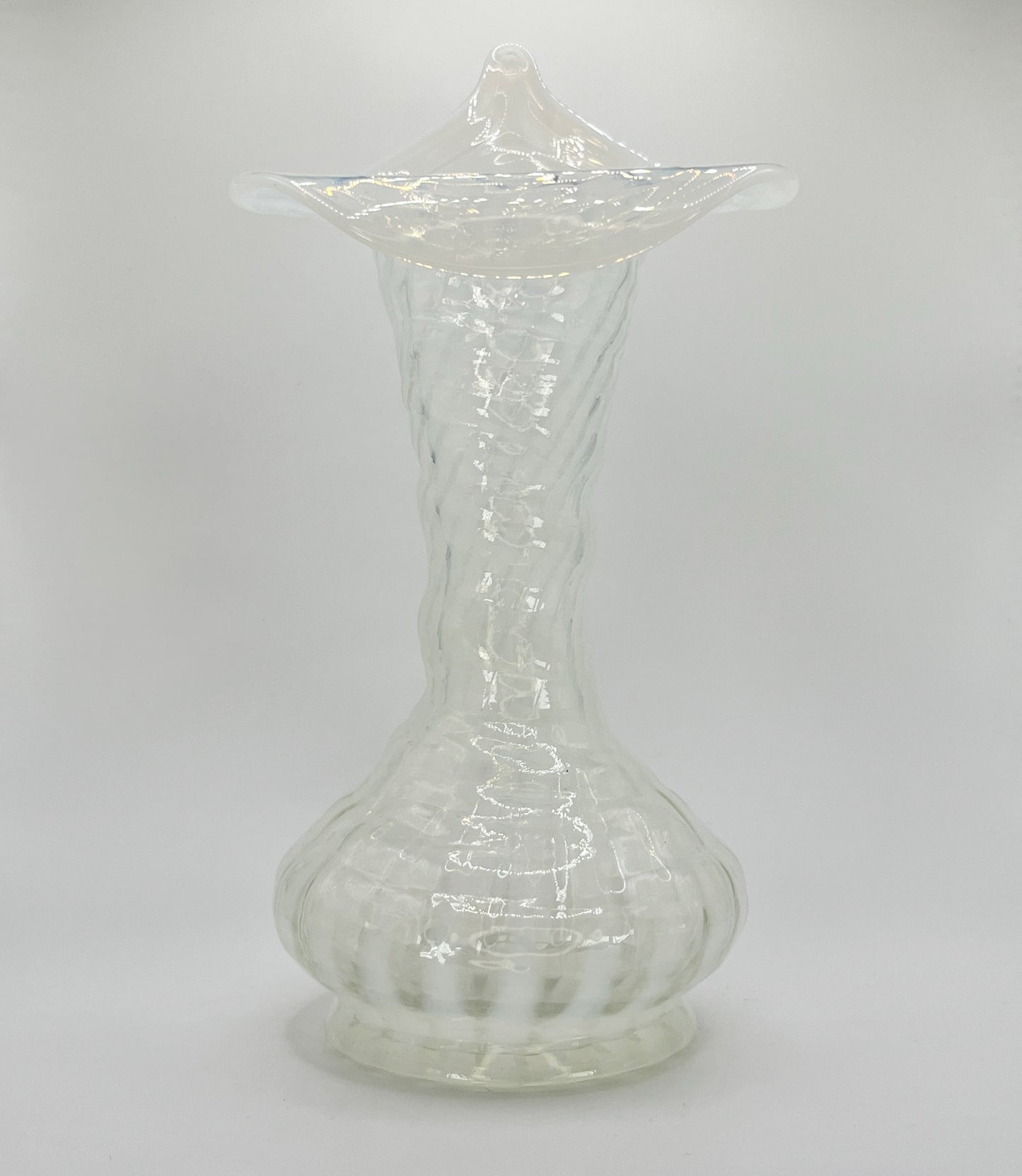 Iridescent Clear Art Glass Vase with Ruffled Rim – Hand Blown
