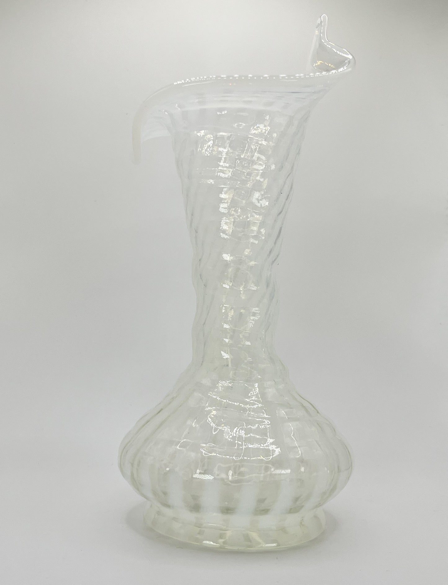 Iridescent Clear Art Glass Vase with Ruffled Rim – Hand Blown